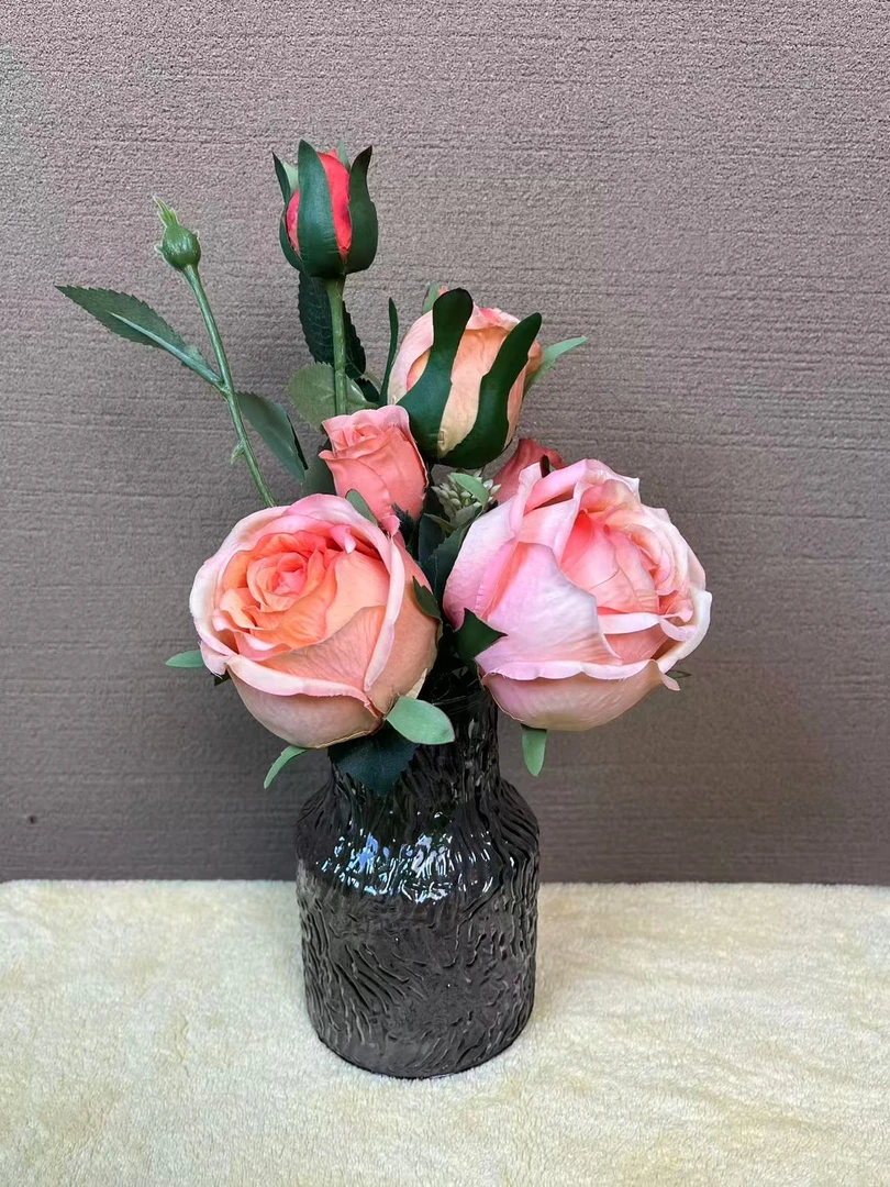 0025 娜 妃 花 艺 小 桌 花