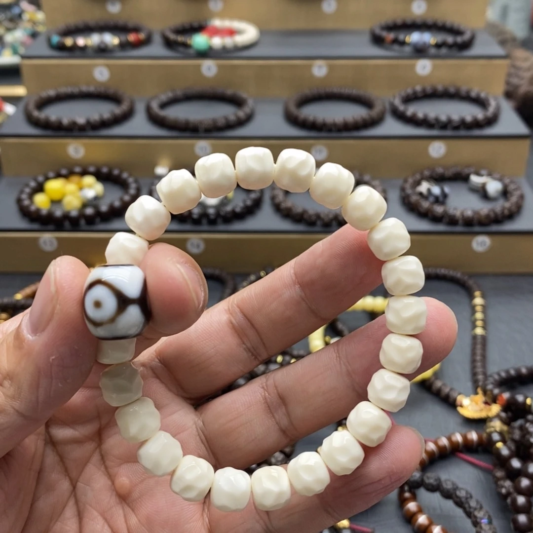 白玉菩提手串鸣白玉无相