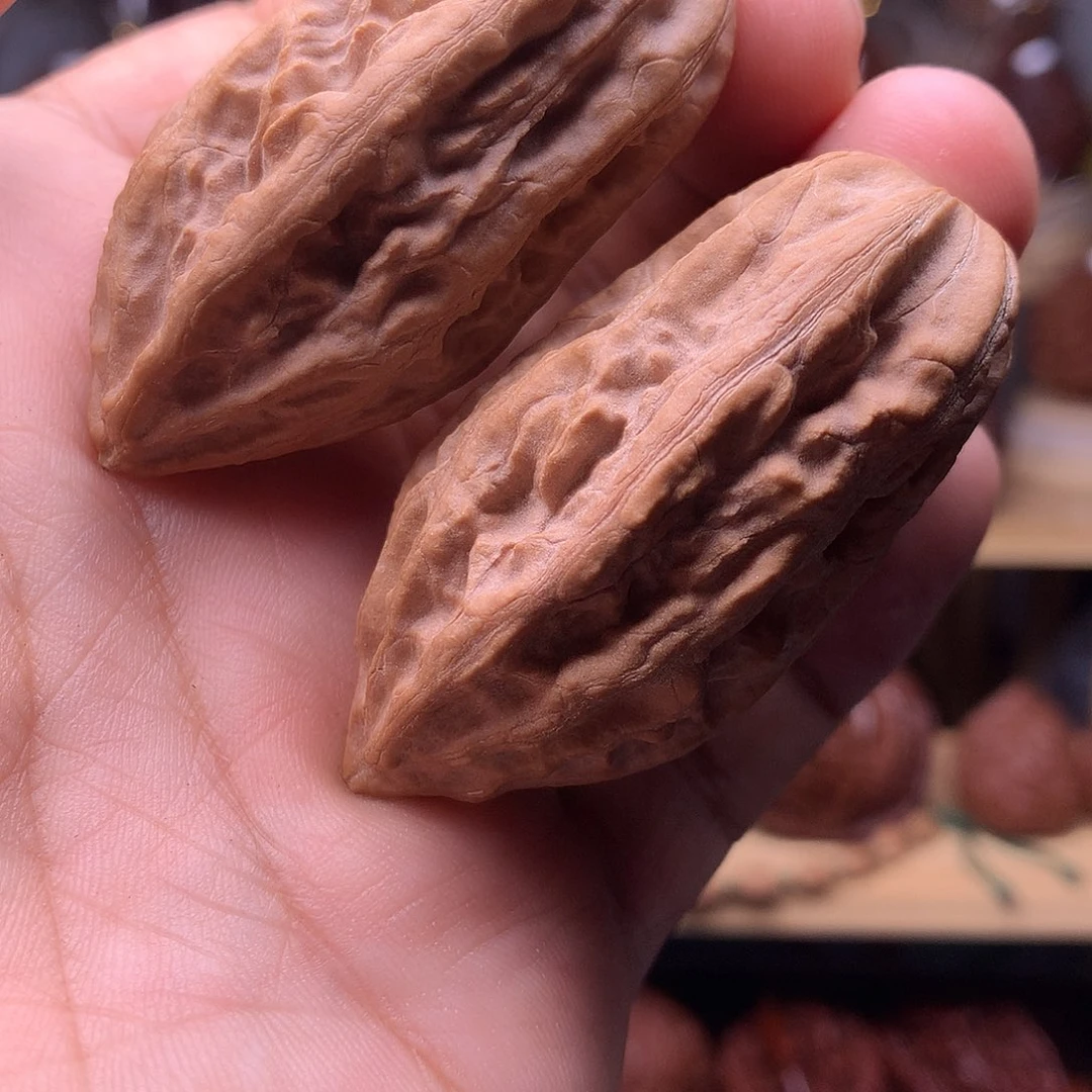 把件文玩核桃东北楸子文玩核桃