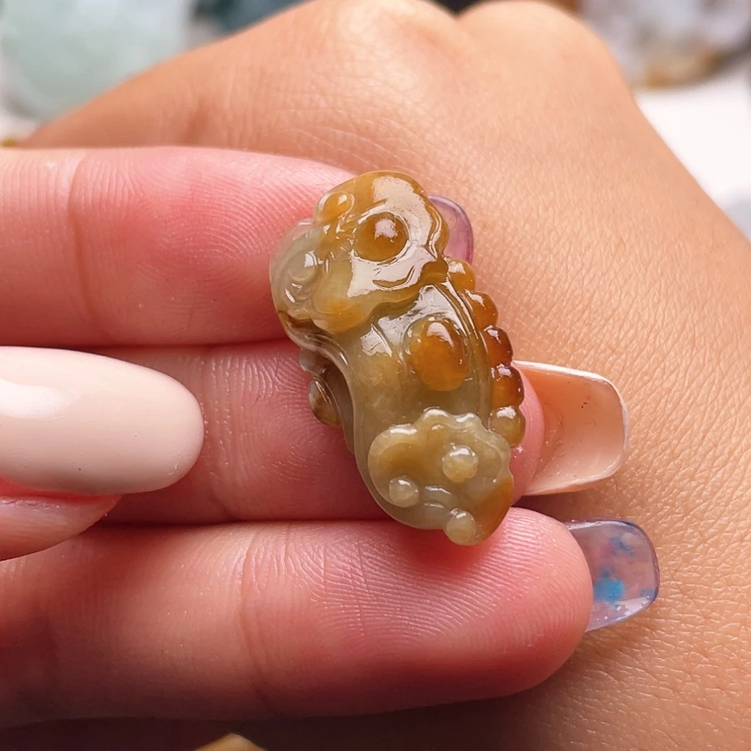 定制翡翠未镶嵌装*虎天然