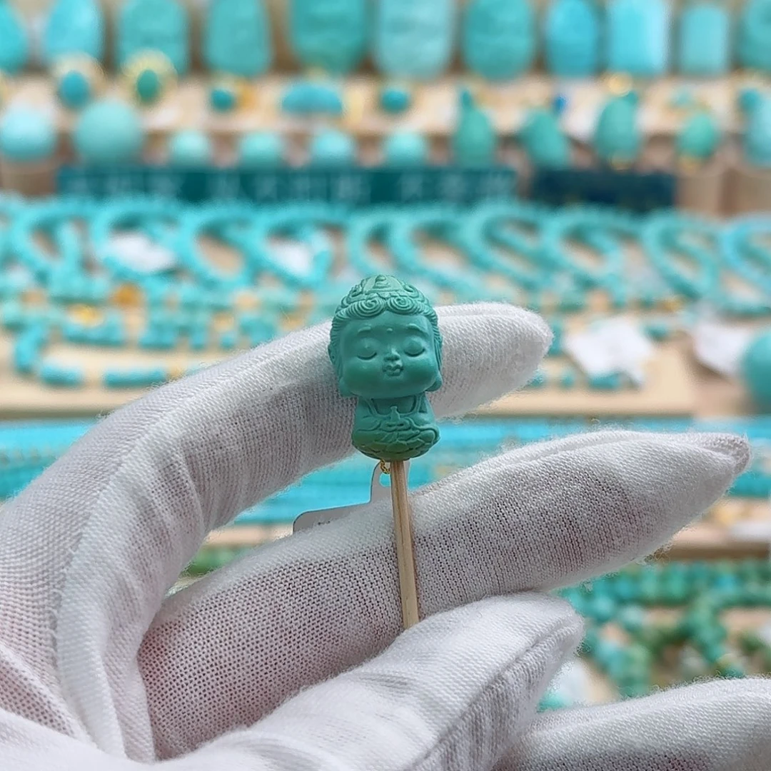 绿松石未镶嵌珠宝奇石