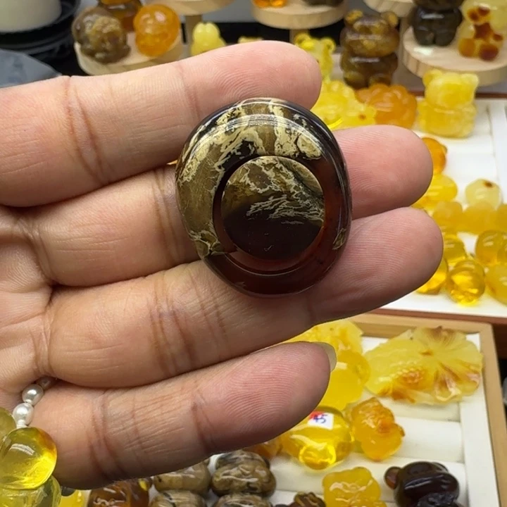琥珀未镶嵌颈饰溶洞妖花 19+戒圈