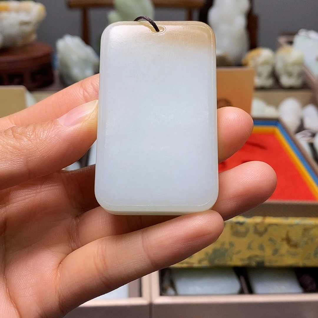 1***丑颈饰未镶嵌和田玉
