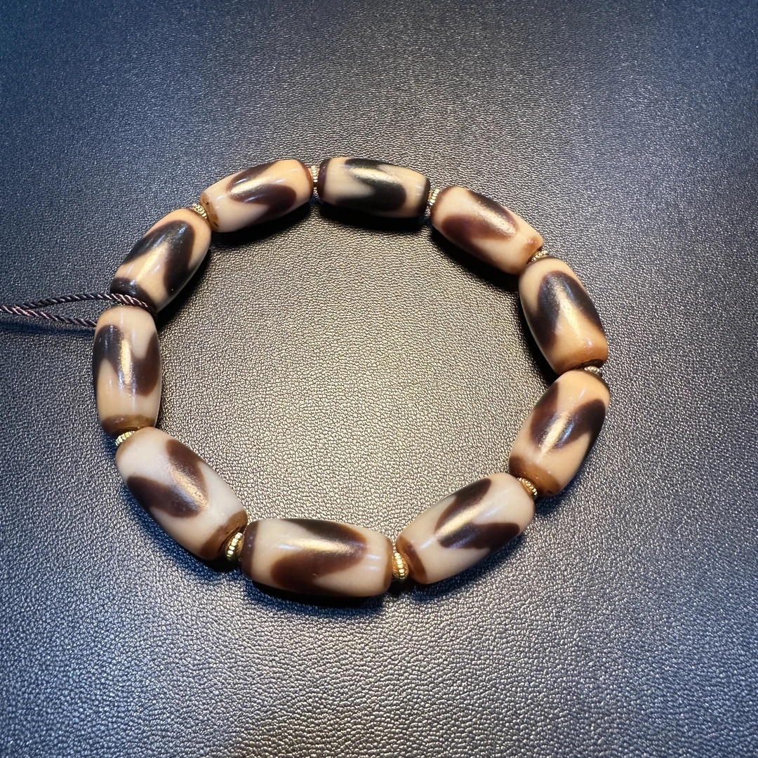 20世纪玛瑙虎牙 手串10*19.8mm/ 333-1092