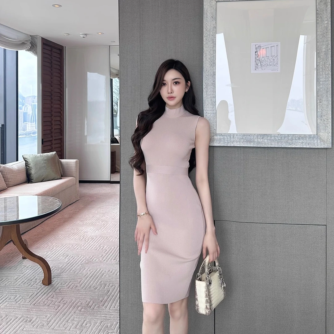 夏季气质薄款针织温柔半高领无袖连衣裙女修身显瘦包臀开叉中长裙