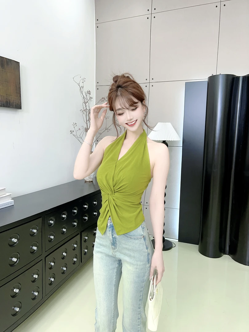 【流浪西部】 挂脖吊带背心女夏季设计感扭结无袖上衣