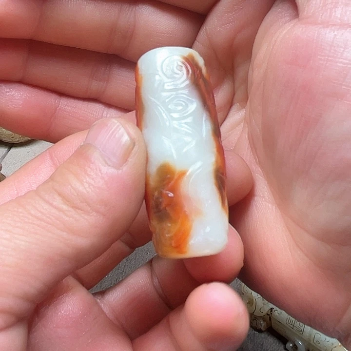 和田玉挂件未镶嵌南**?