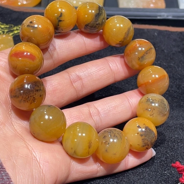 未镶嵌石英质玉（黄龙玉）手串天****7