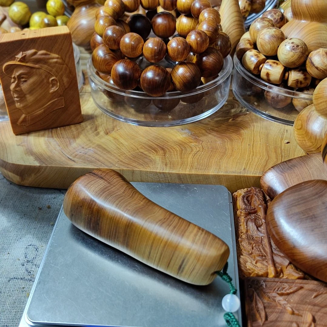 早***虎太行崖柏手工艺品