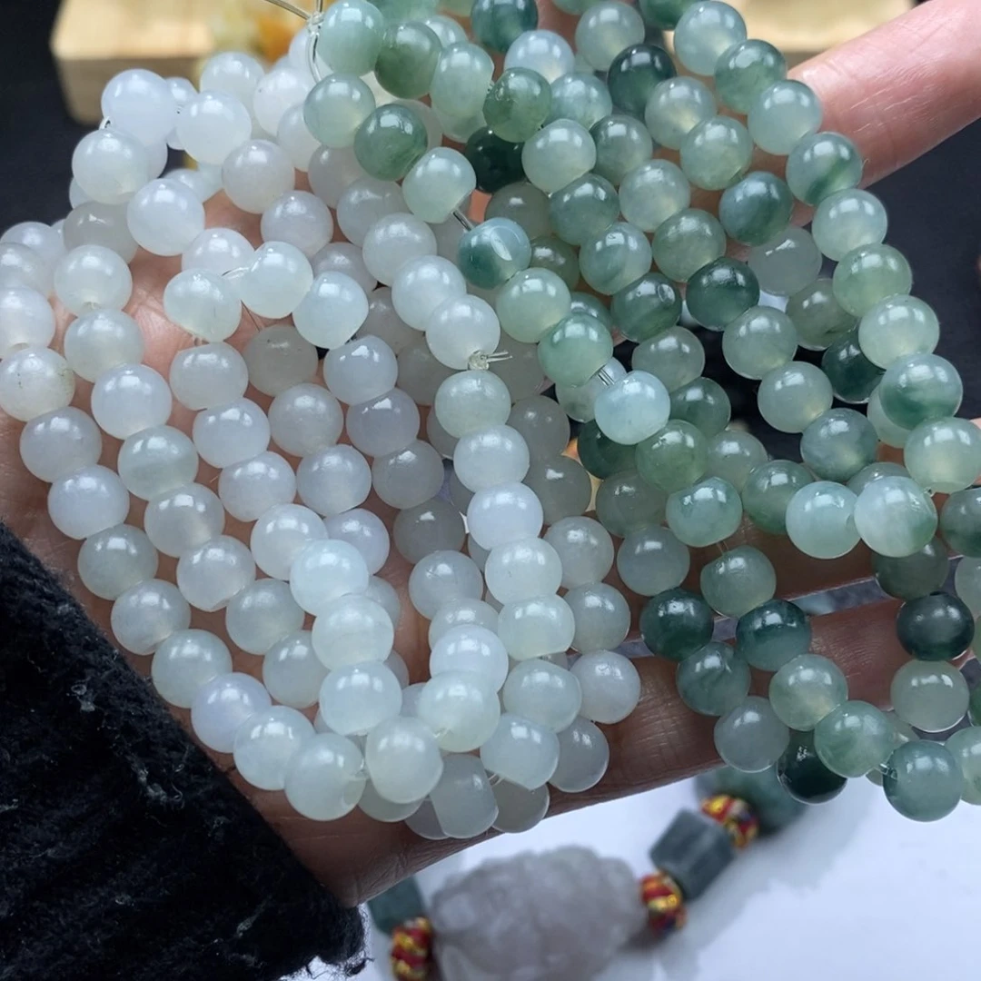 定制翡翠未镶嵌云**步