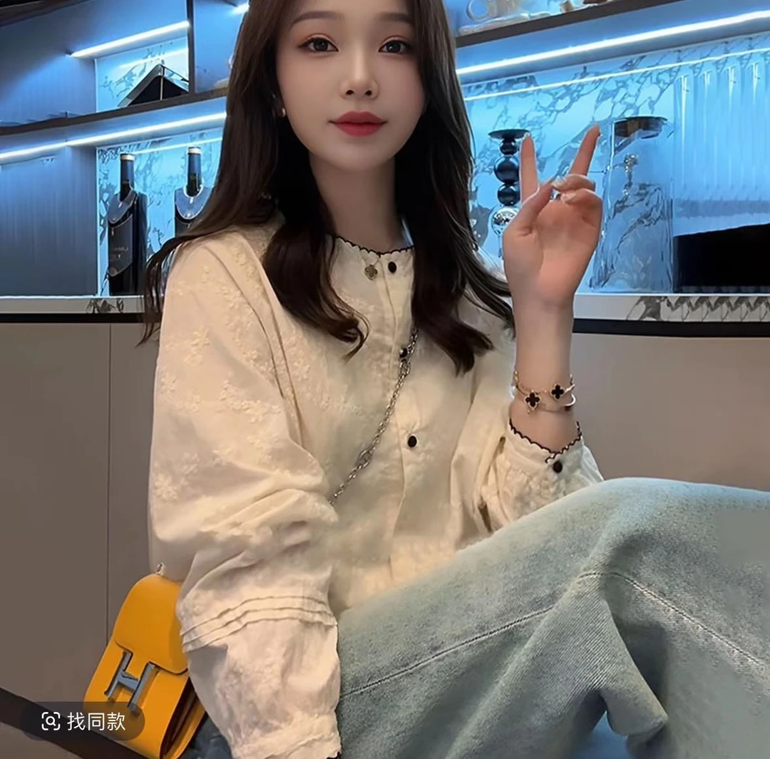 2025刺绣常规款长袖圆领纽扣法式衬衫洋气宽松气质上衣秋季新款