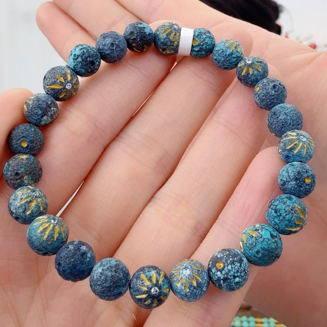 绿松石未镶嵌珠宝奇石