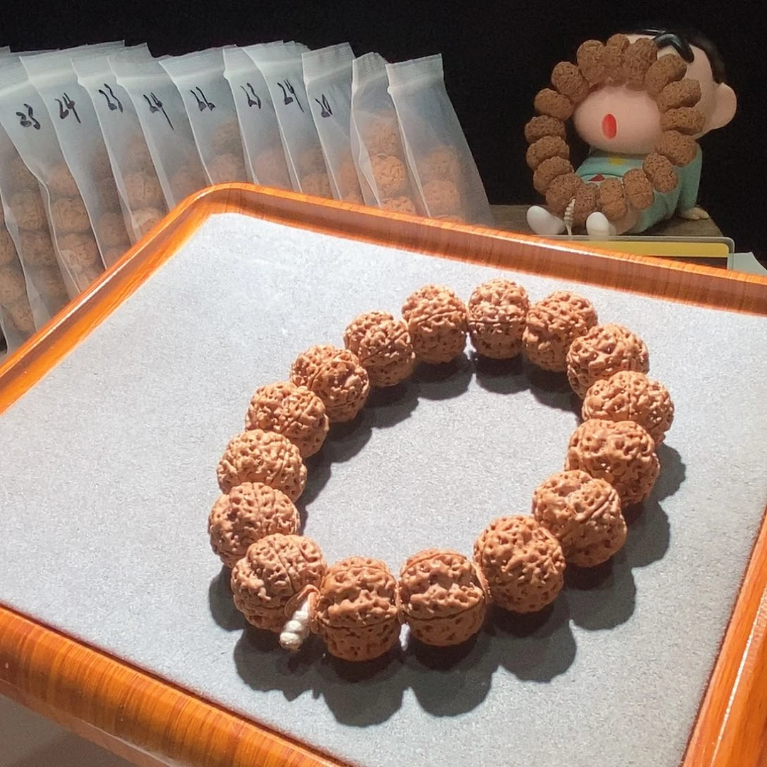 金刚菩提吊坠私人定制矮桩飞碟镂空梅花21mm