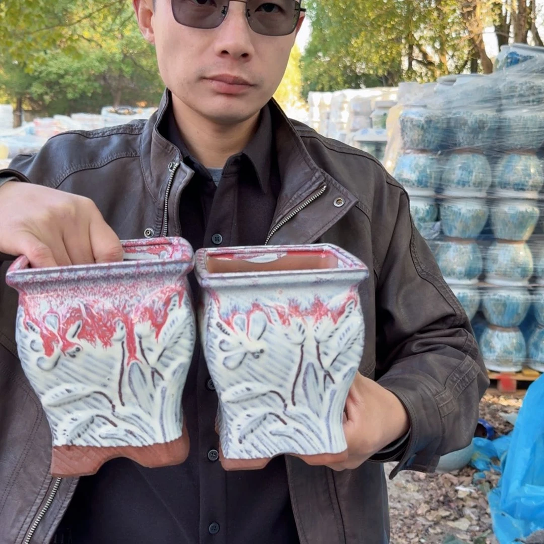 紫砂花盆口14高18（两个粉