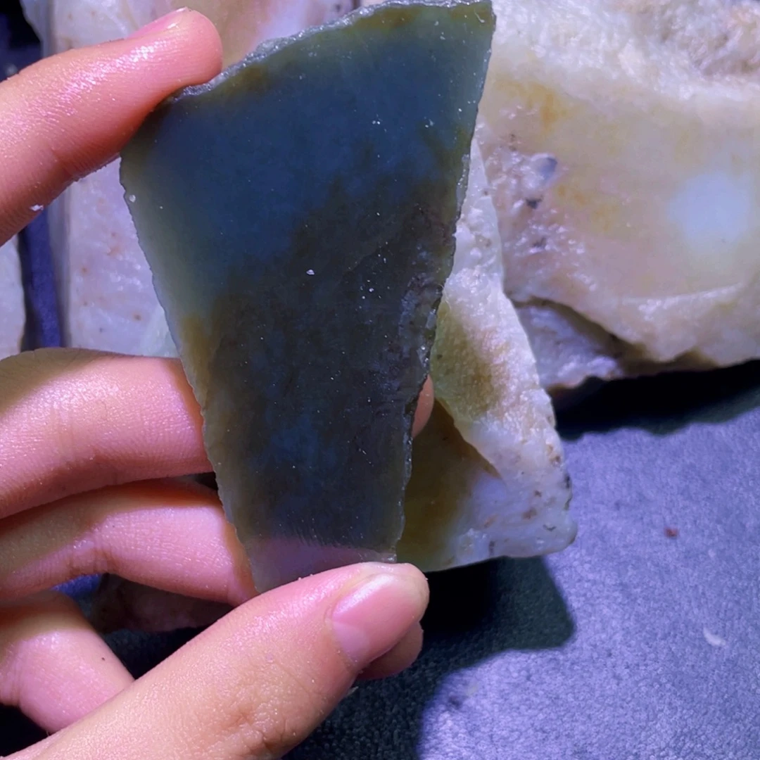 未镶嵌和田玉珠宝半成品