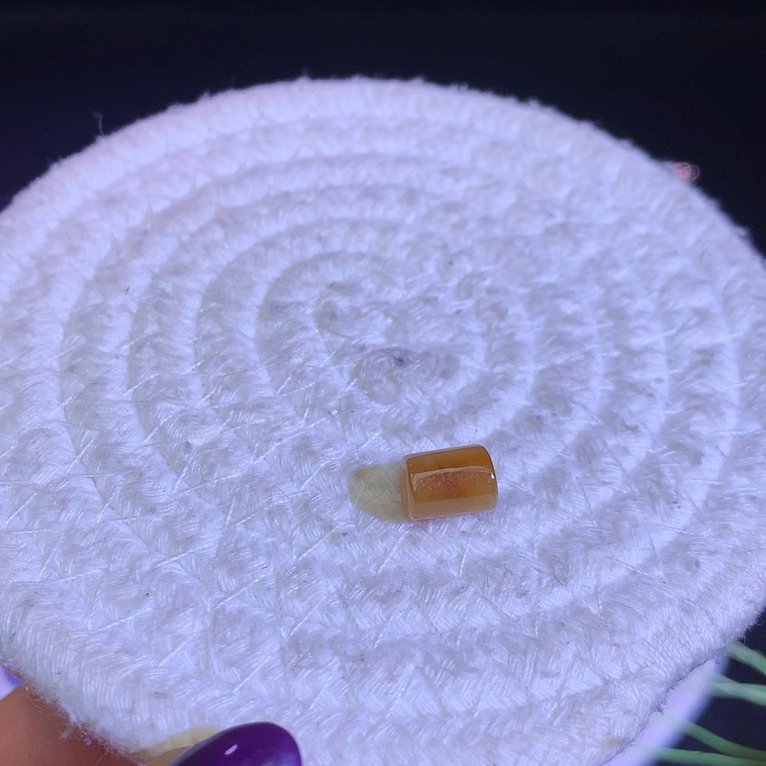 散珠翡翠天然缅甸翡翠桶珠卡9.8厚7.2黄桶