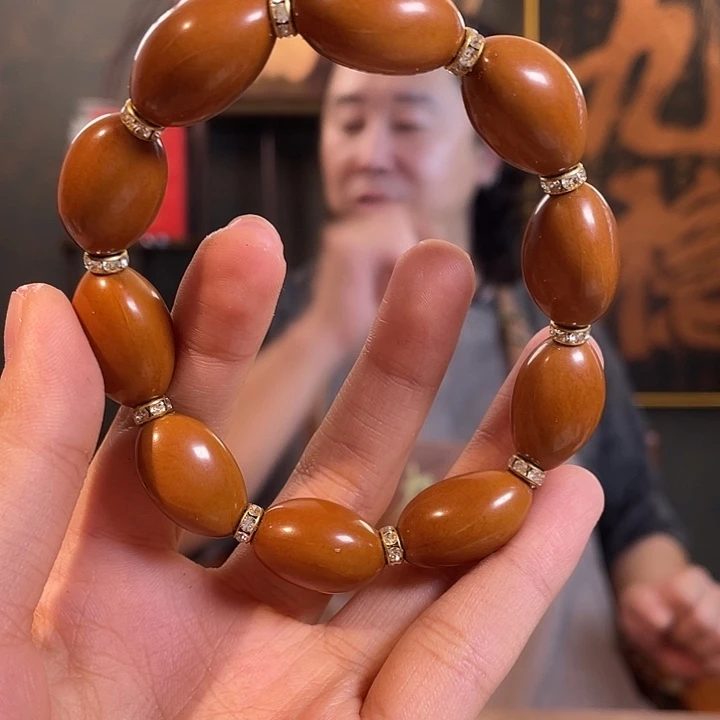 手串/手链橄榄核腿肚子