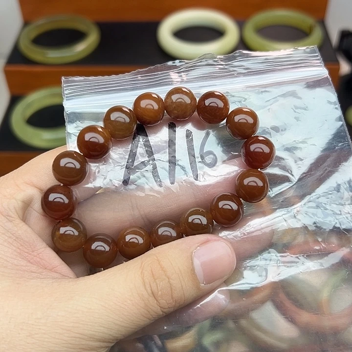 嫊***颜蛇纹石玉未镶嵌手镯