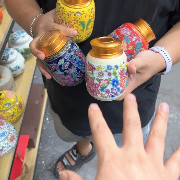 瑕疵福利品陶瓷茶叶罐介意勿拍