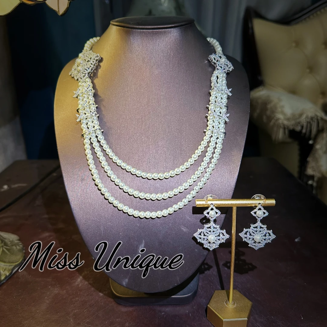 S2412白珠珠三层毛衣链项链套装