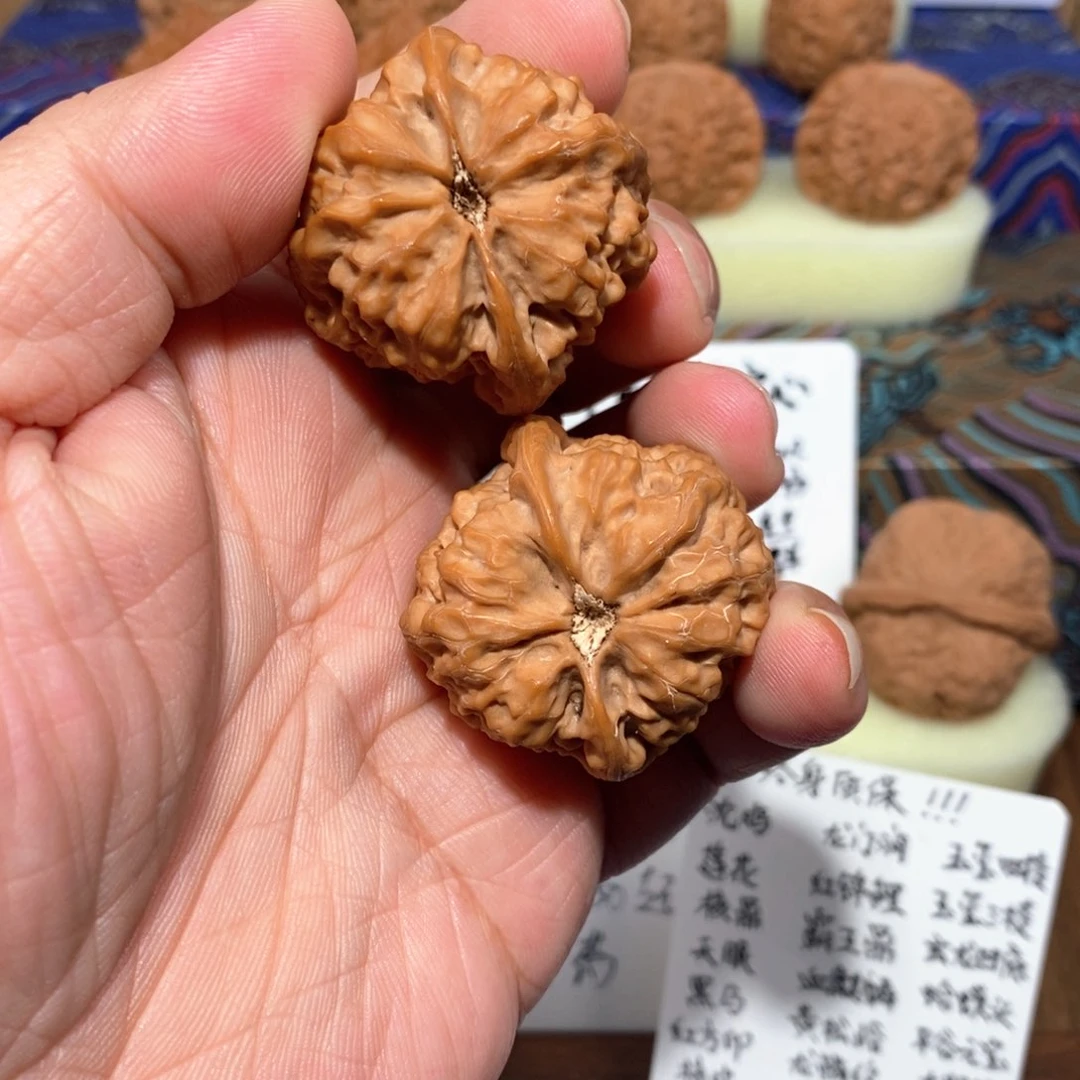 吊坠文玩核桃紅****芒37全品沈鸡
