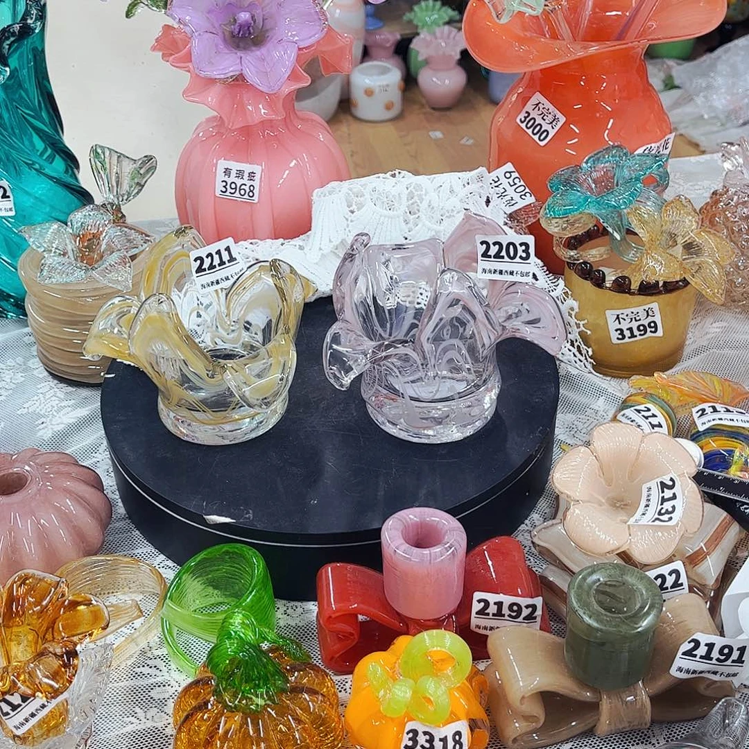 2211和2203 家悦琉璃工艺品