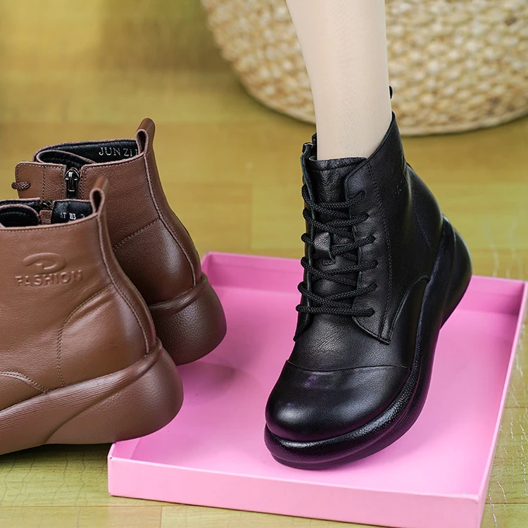 183秋冬新款真皮保暖休闲百搭短靴头层牛皮圆头坡跟加绒马丁靴