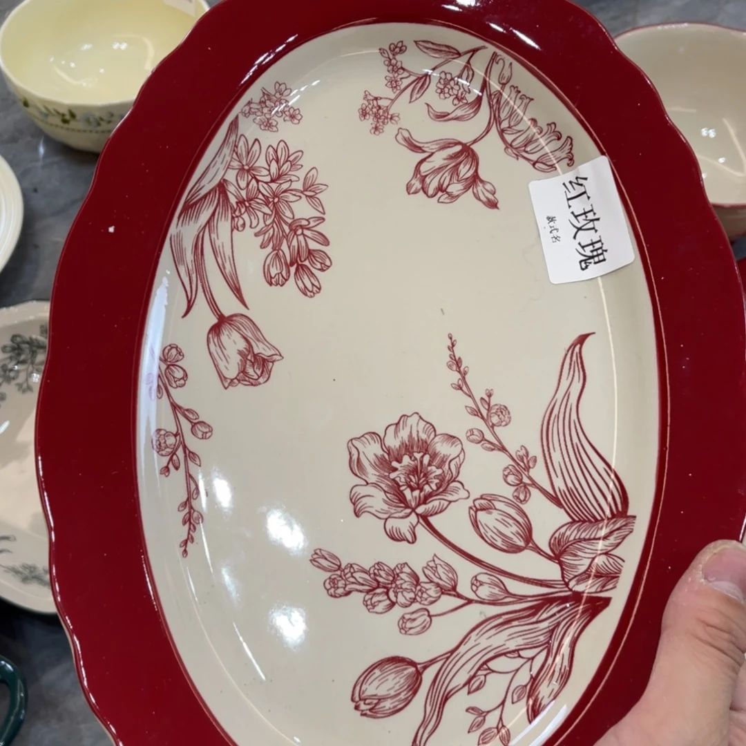 陶瓷微瑕餐具介意勿拍，满18飞！