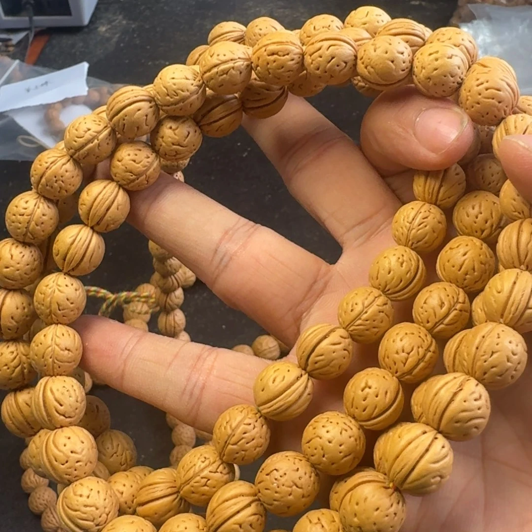 西***凉小桃核脖挂小桃核