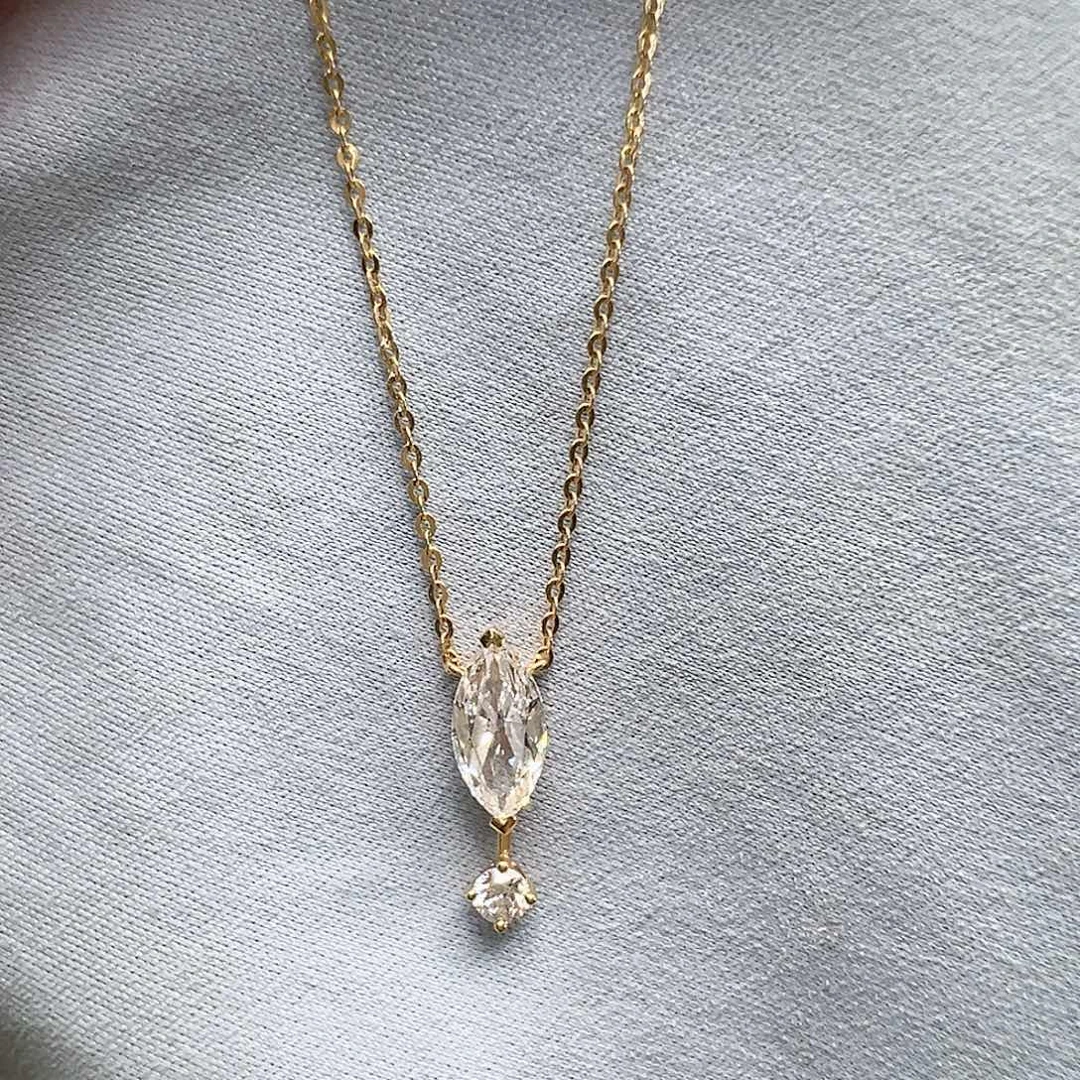 颈饰实验室培育钻石18K金镶嵌1.017克拉K黄马眼形项链45cm