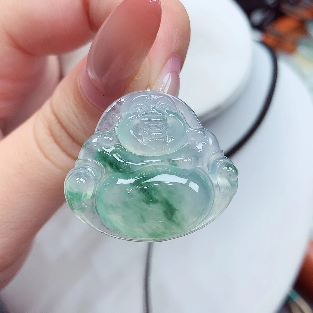 翡翠未镶嵌颈饰翡翠，27/31/6.2