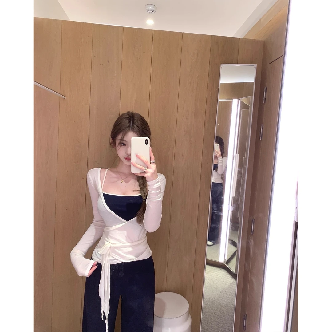 白女松弛系列2.0 高级感挂脖吊带背心/绑带开衫秋季新款两件套女