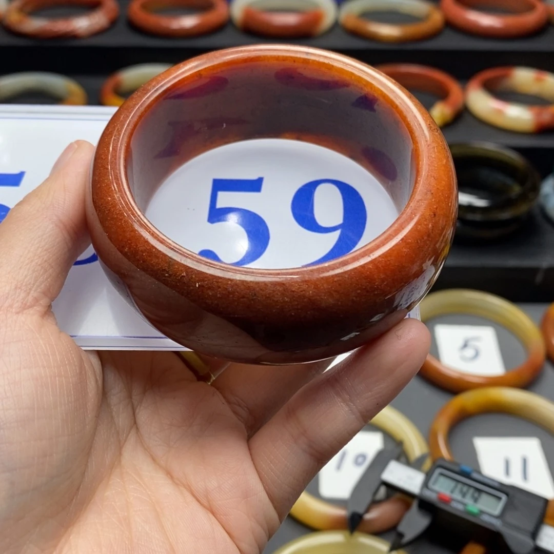 石英质玉（黄龙玉）手镯微瑕未镶嵌