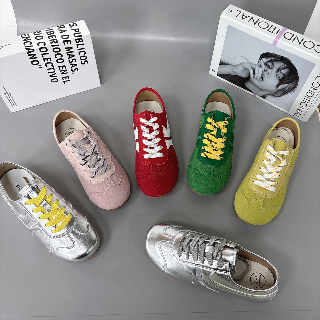 A88新款系带软底圆头舒适百搭德训鞋