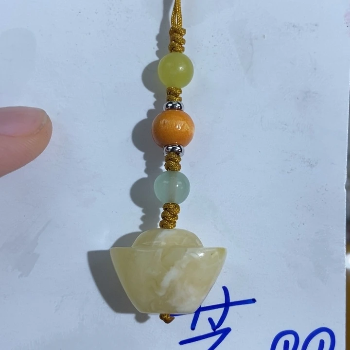 未镶嵌琥珀珠宝奇石