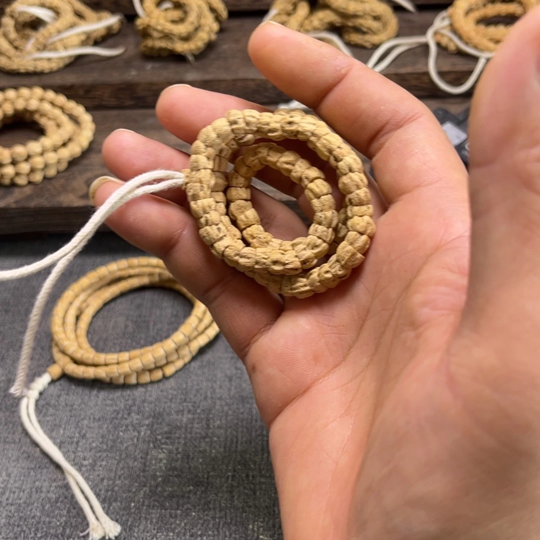 柏香籽/百香籽吊坠