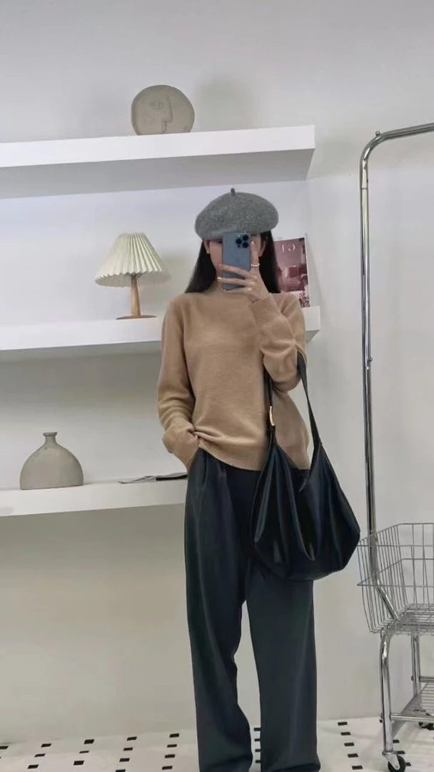 时尚显瘦半高领亮片毛衣百搭长袖秋冬款