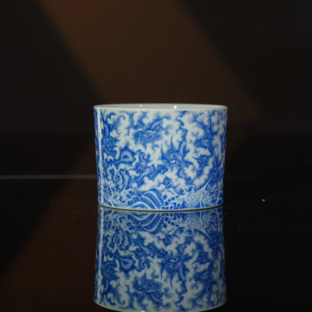 问山 青花墨龙图直口杯