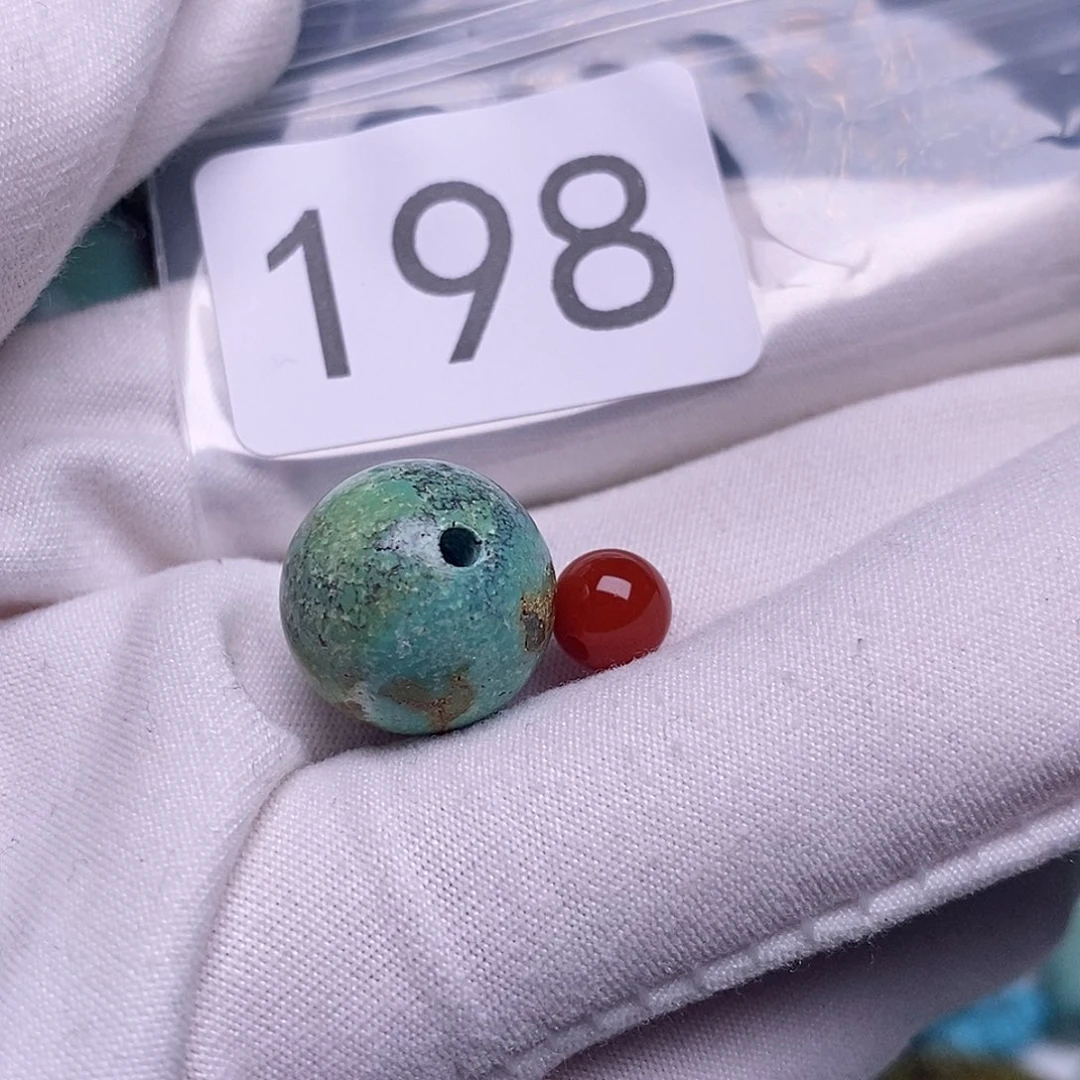 南红玛瑙未镶嵌珠宝半成品