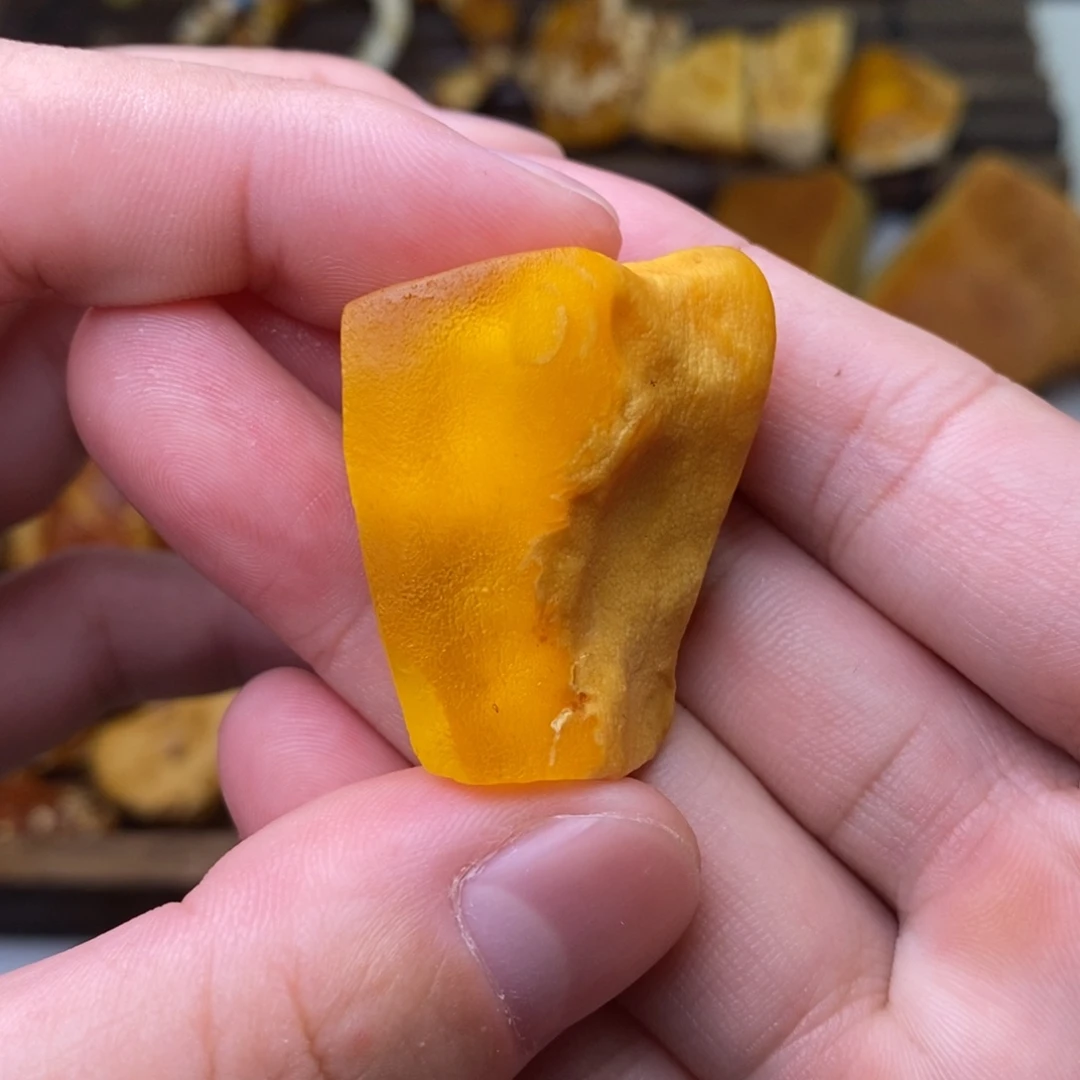 定制琥珀天然蜜蜡