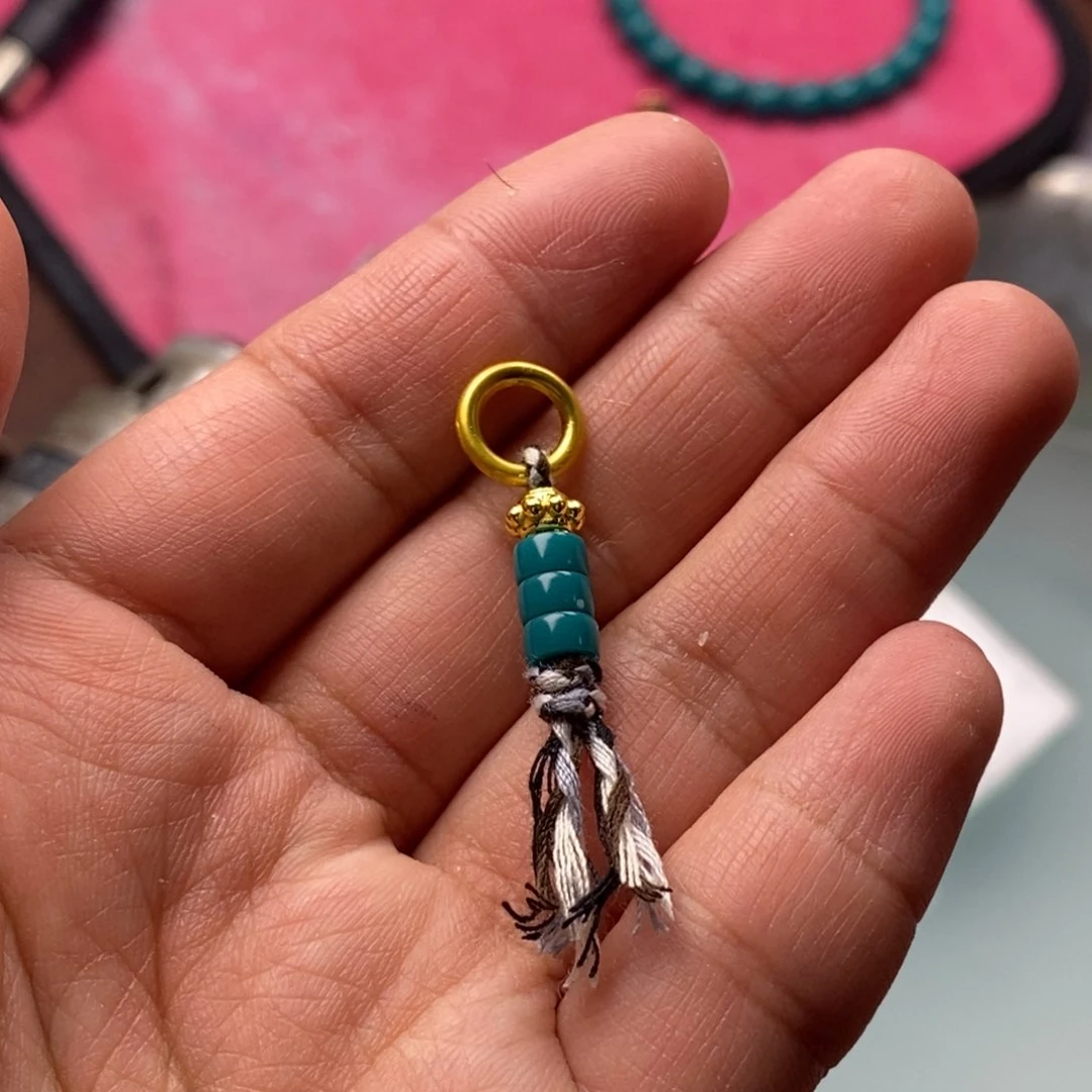 颈饰琉璃1****3小侧挂两个蓝色