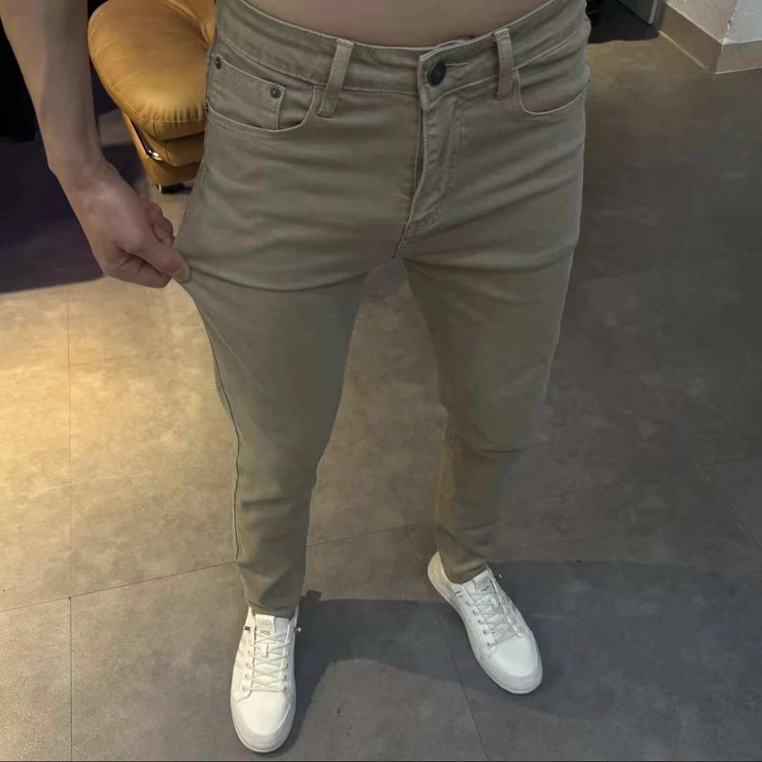 卡其色牛仔裤男修身小脚2025新款韩版潮流高弹力纯色净版休闲长裤