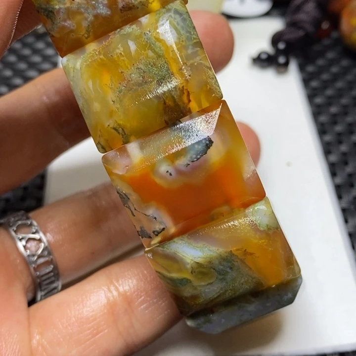 玛瑙/玉髓颈饰未镶嵌上****计