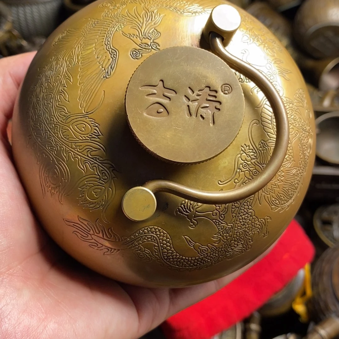 精美铜器做工精良