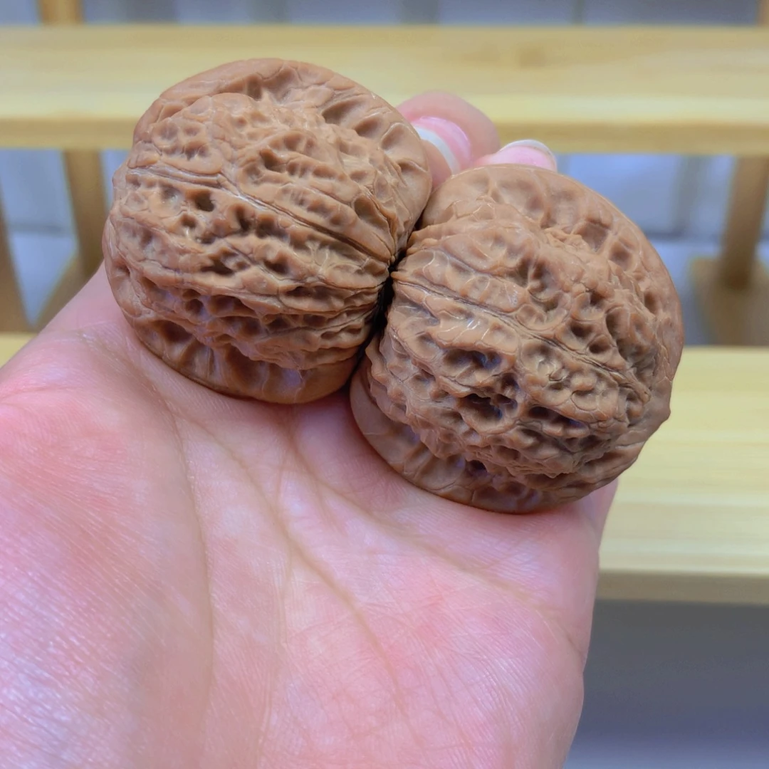 文玩核桃把件血麒麟41尺