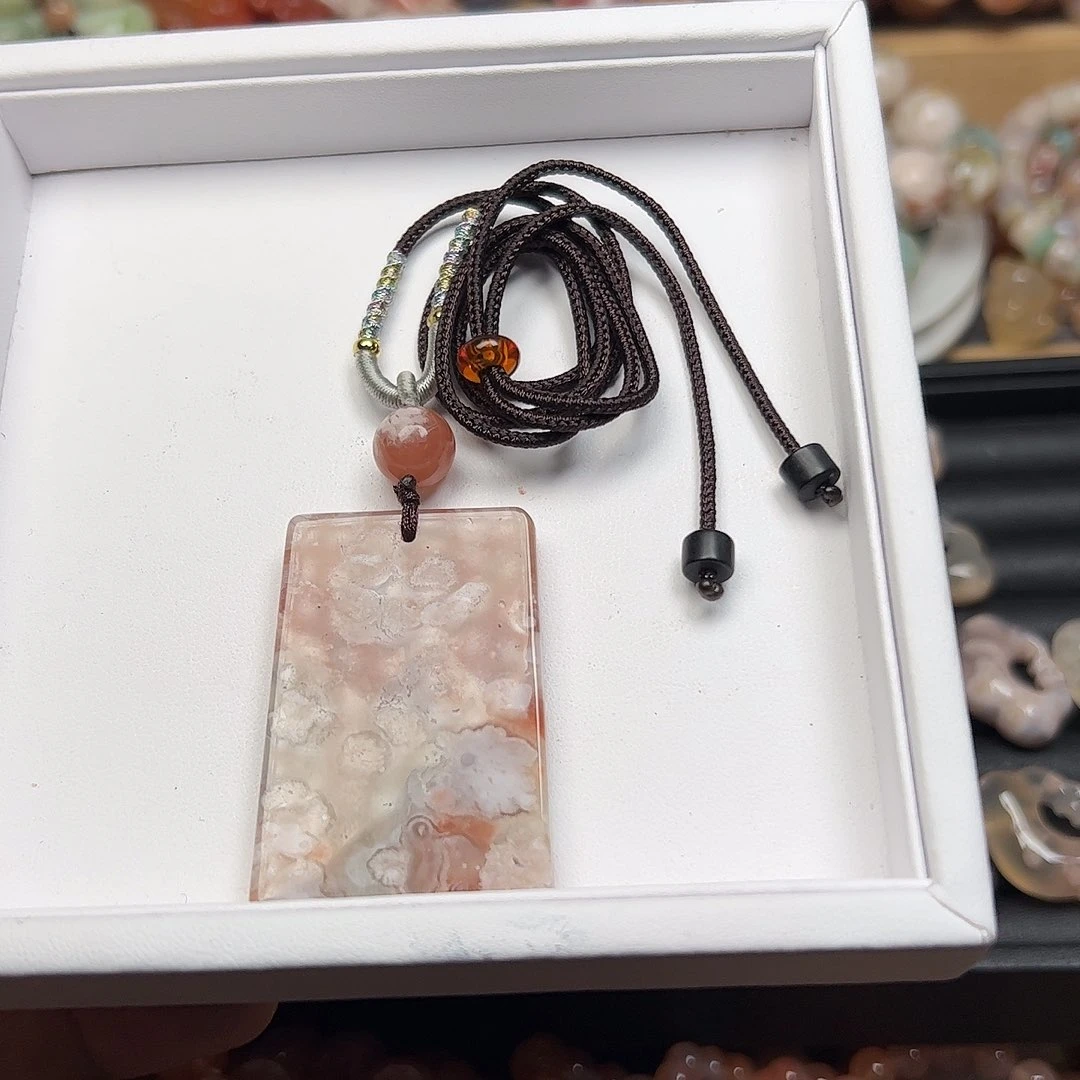 玛瑙/玉髓珠宝半成品未镶嵌颇**?