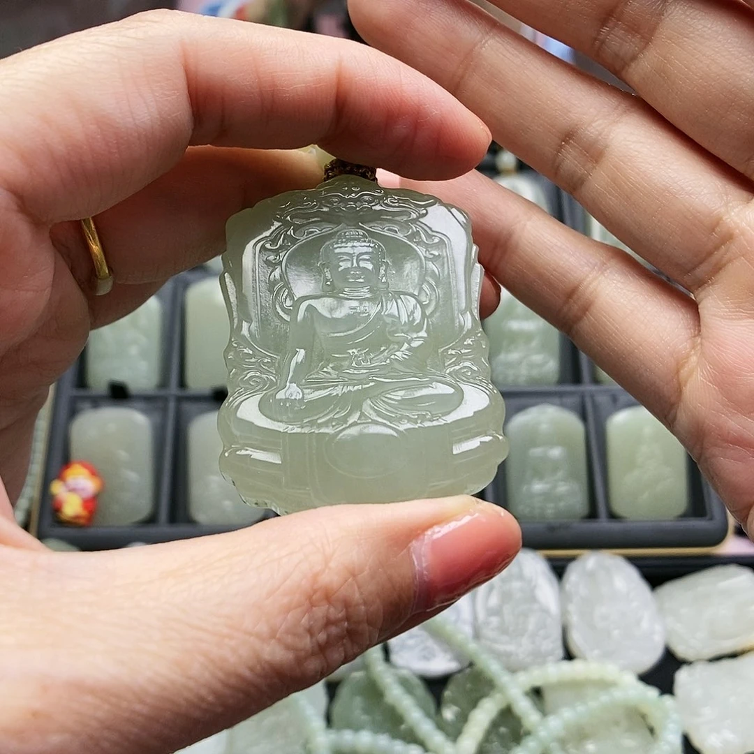 和田玉颈饰未镶嵌枫*