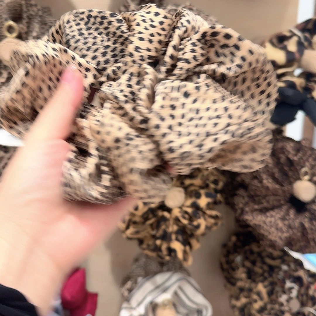 布艺非金属豹纹发圈