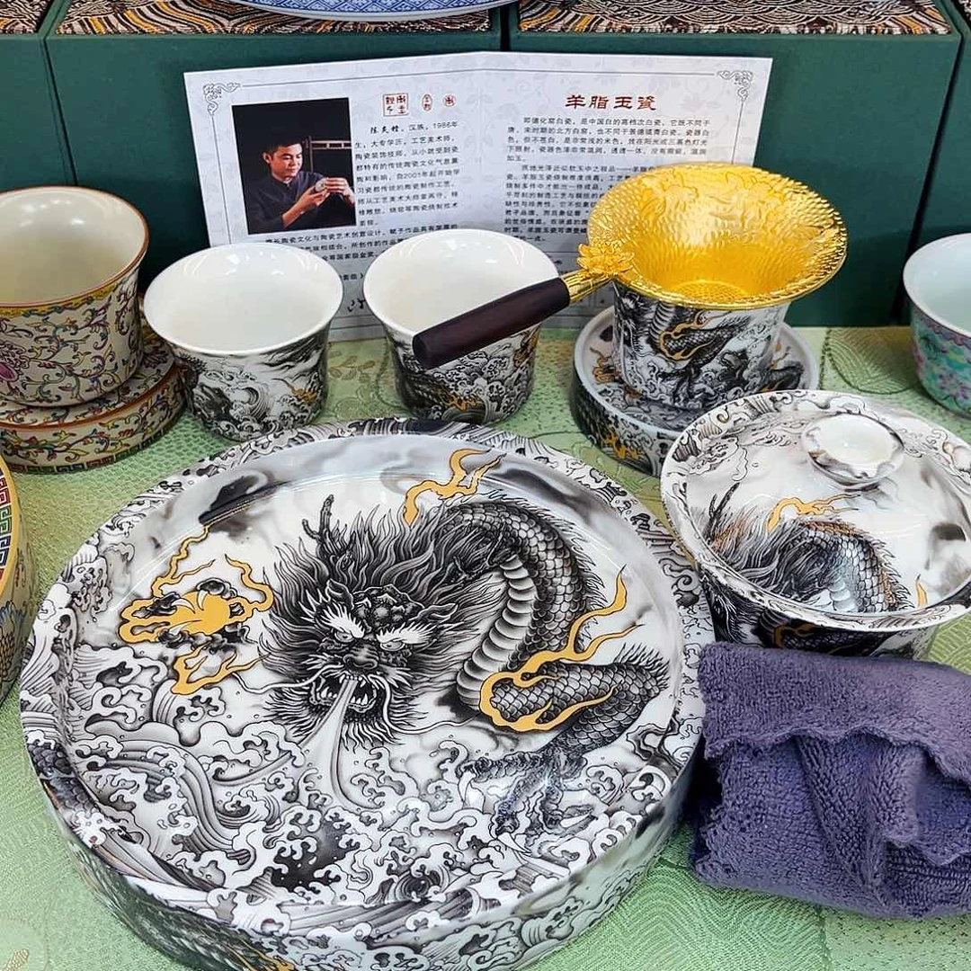 景德陶瓷景德陶瓷