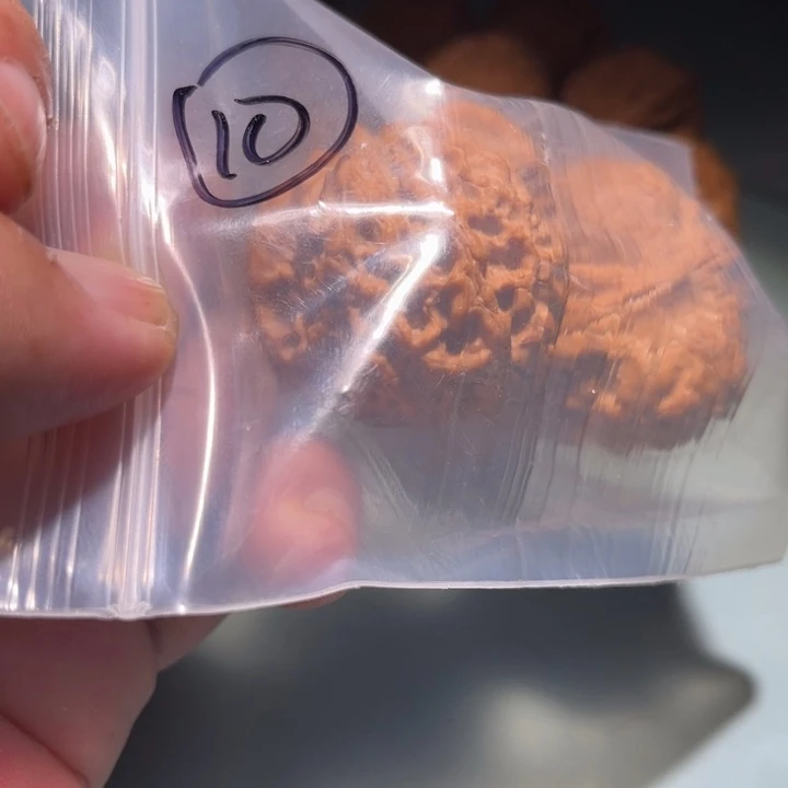 泰***来文玩核桃吊坠10呃呃呃呃